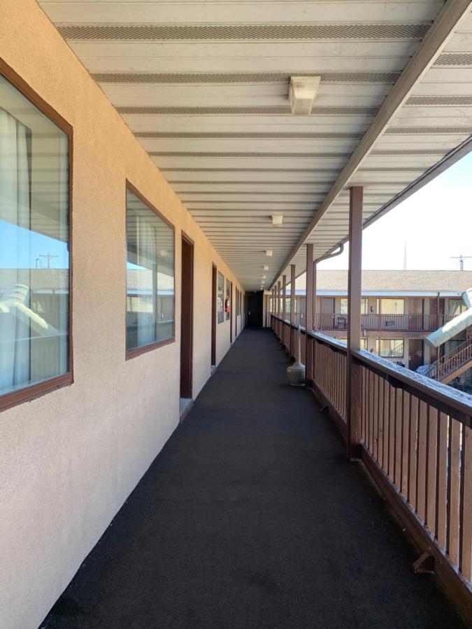 Economy Inn & Suites Hannibal Exterior photo